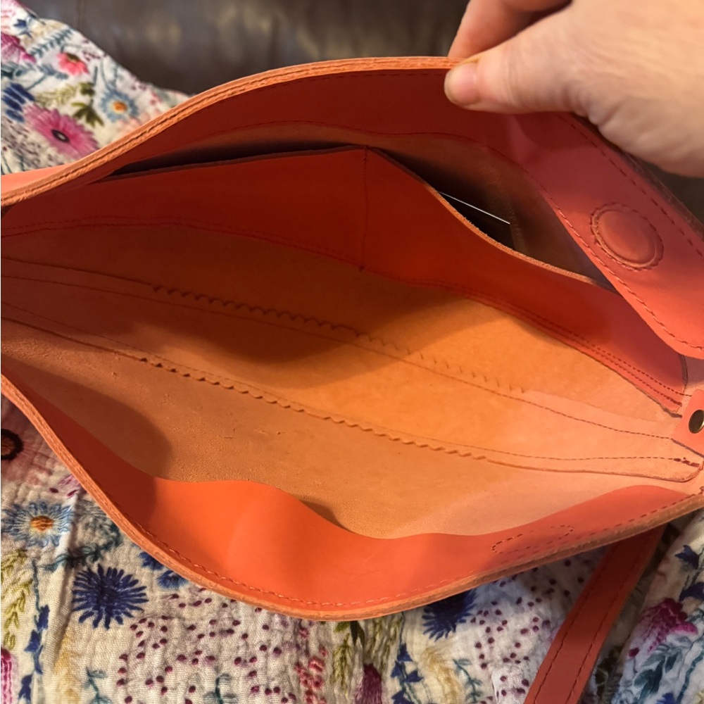Chic Orange Shoulder Bag for Women